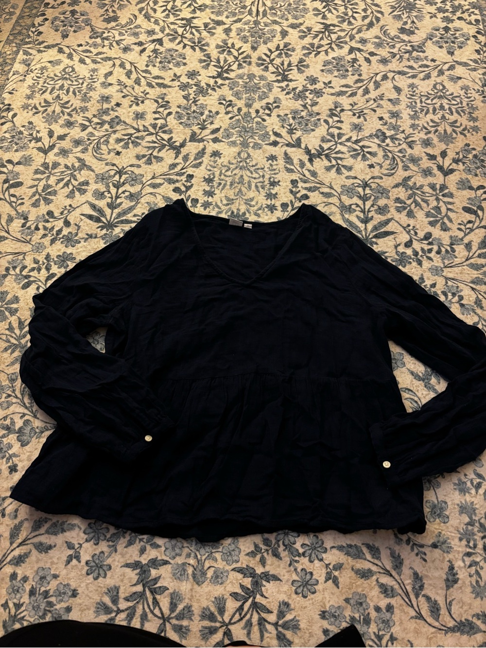 GAP V-Neck Long-Sleeve Peplum Top - navy